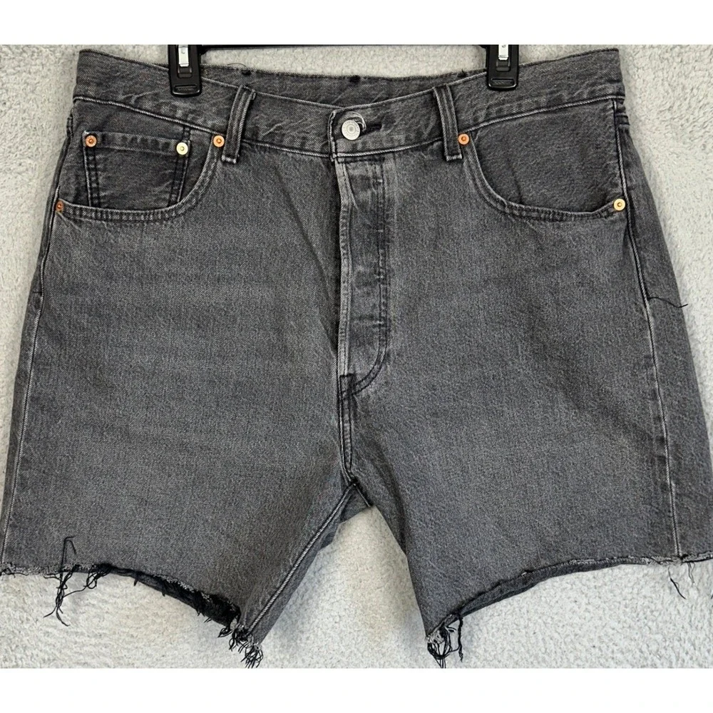 Levis Premium 501 93 XX Shorts Mens 38 Grey Denim Raw Hem Denim Jean Button Fly